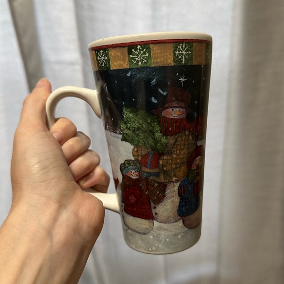 Certified International Susan Winget "Magic of Christmas" tall latte mug - Picture 3 of 6